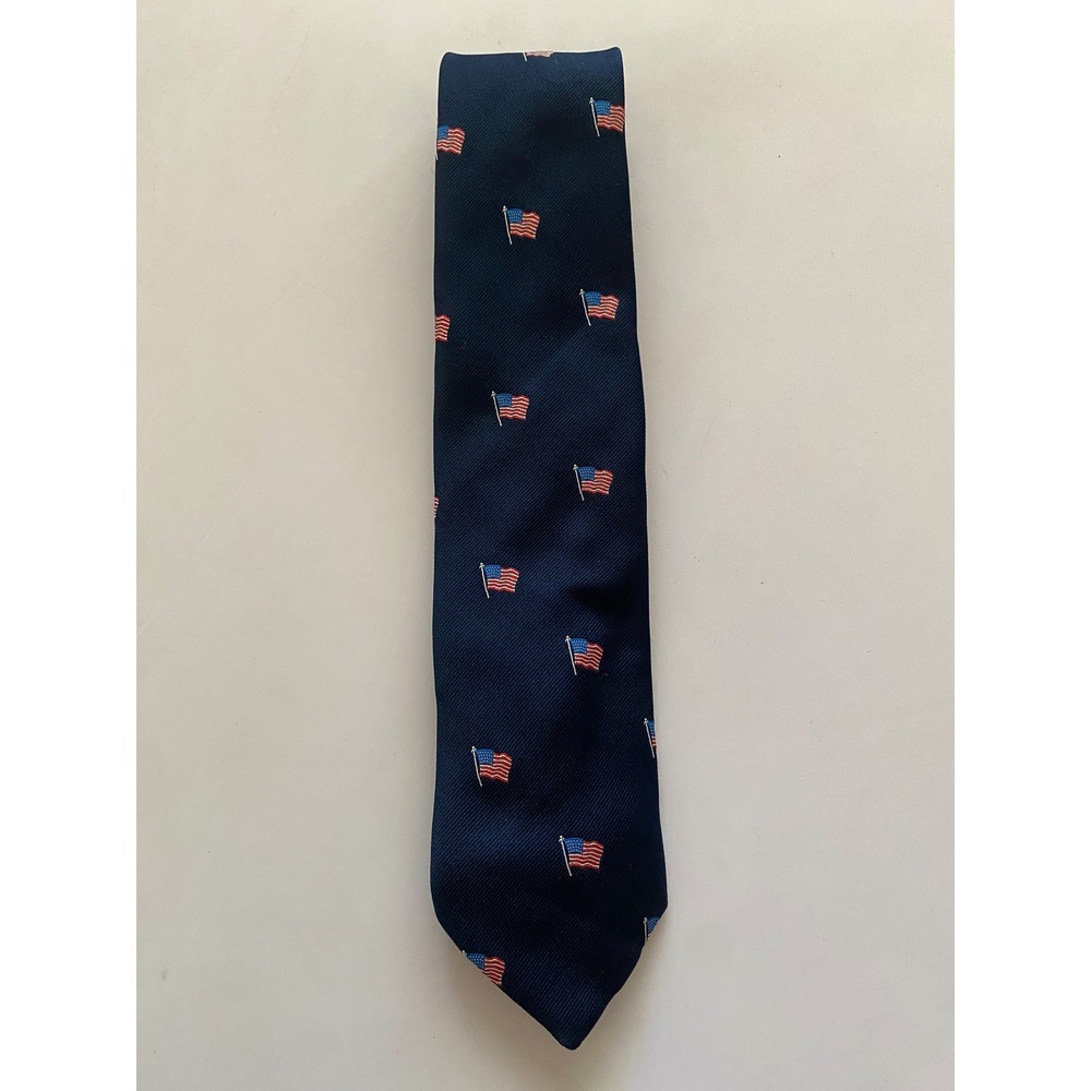 Cape Cod Neckwear Mens American Flag Patriotic Navy Blue Silk Blend Tie USA